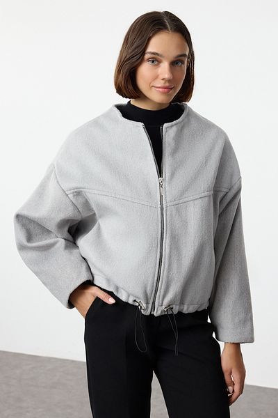 Trendyol Collection Oversize Grey Puffer Stamp Coat – odnímatelná kapuce, Twoaw25Mo00139