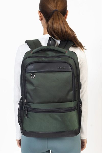 Case Club Dada 07 - 15.6 Inch Laptop Gusseted Notebook, Waterproof Backpack