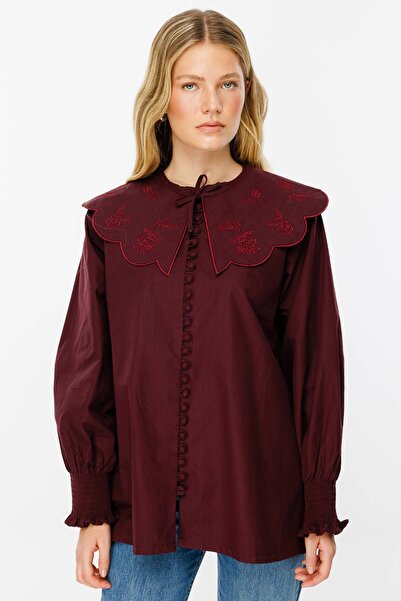 Hooopstore قميص بوبلين بورجوندي - ياقة قابلة للطي