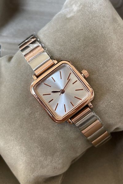 Leerybee Nl-09 Model Minimal Design Women's Wristwatch