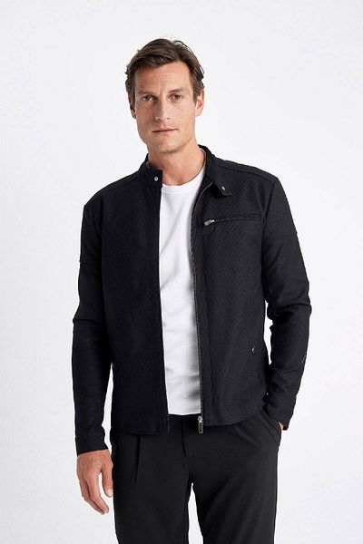 DeFacto Μαύρο Slim Fit ελαφρύ εποχιακό ανδρικό παλτό με φερμουάρ και τσέπες W2040az24au