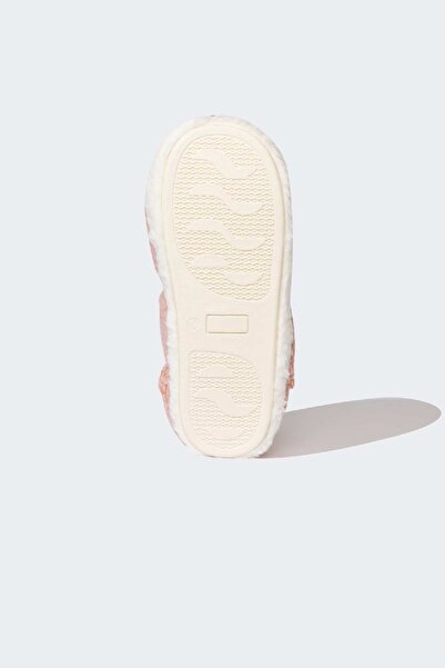 DeFacto Kadın Pelüş Ev Terliği D4707ax24au