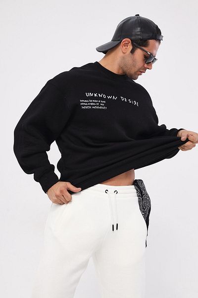 The Champ Clothing Неизвестен текст Desire - Принтиран - Черен суитшърт с голям размер и кръгло деколте