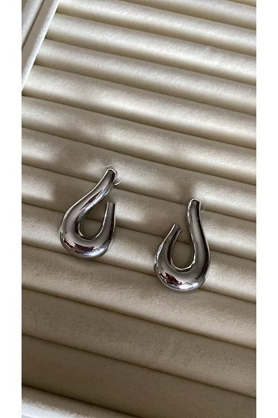 Muse Sister Beveled U Earrings