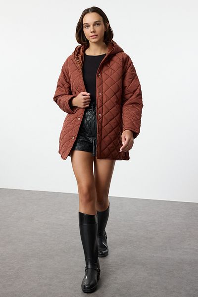 Trendyol Collection Dunkelbrauner Regelmantel TWOAW23MO00131