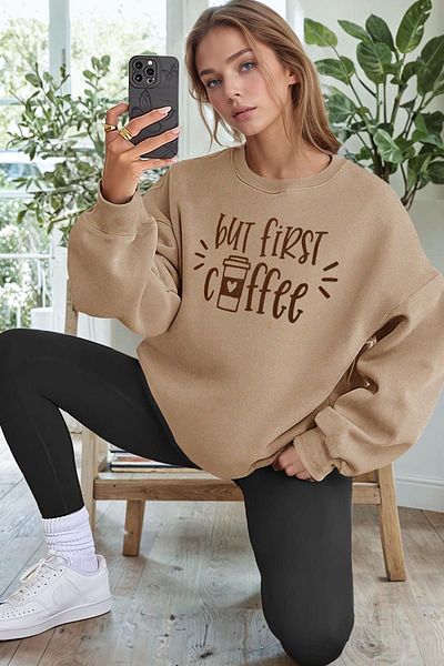 Millionaire Γυναικεία φούτερ Camel But First Coffee με στάμπα 0 Crew Neck Oversize Loose Loose Cut Fleece φούτερ