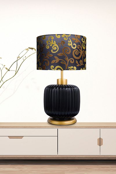 MINIMAL ETICARET VE BILGI TEKNOLOJILERI Intense Gloss Black Glass Lampshade