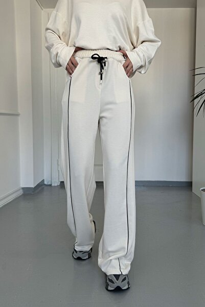 MAGARDE Ecru Modal Oys*Ho Set - Piping Detailed