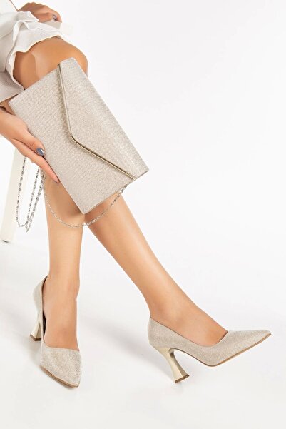 MFT AYAKKABI Специално изработен комплект от златисти обувки на висок ток и ч...