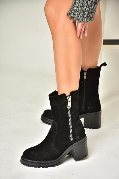 Fox Shoes Τ 654095802   Αριθμός μοντέλου - Γυναικείες μπότες μαύρες γνήσιες σουέτ με χοντρό τακούνι