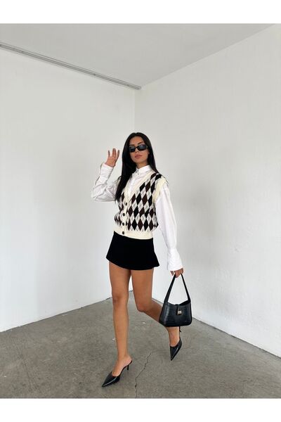 Brantu Diamond Patterned Women's Sweater - Buttoned