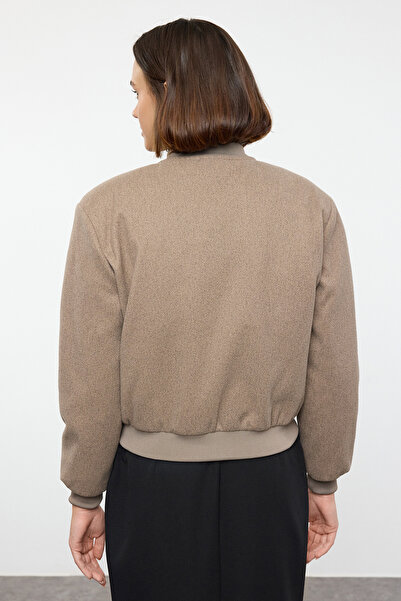 Trendyol Collection Tmavý norkový pravidelný kabát TWOAW25MO00085