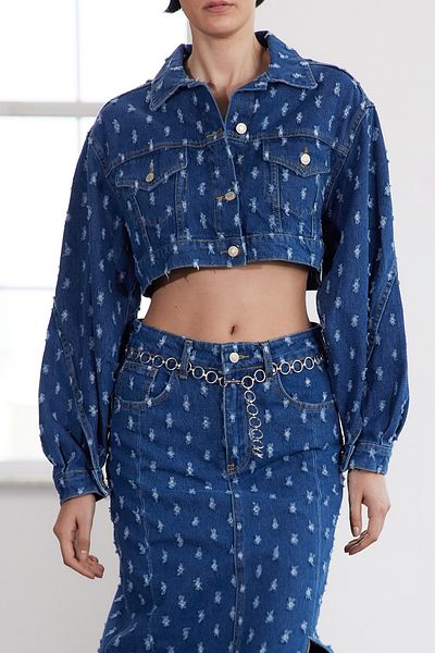 Trendyol Collection Limitovaná edice Blue Textured Crop Denim Jacket Twoaw25Ce00039