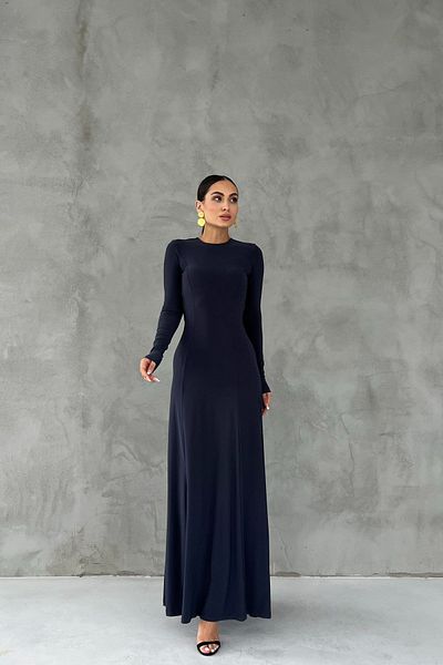 Seda Yalçın Atelier فستان بليفز إسباني بأكمام طويلة مدخن