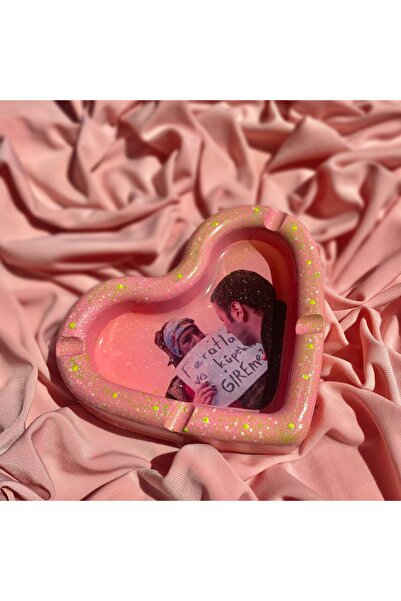 Handmade Cennet Mahallesi - Feratlar ve Küpekler Giremez Pembe Kalp Küllük