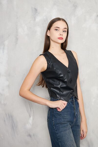 KİM Kİ O Vestă din piele artificială - Închidere cu nasturi