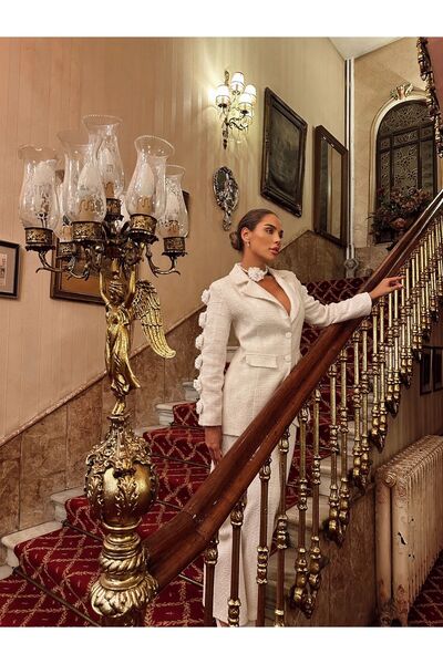 1Moda1Tarz Ecru Women's Tweed Set - Rose Detailed, Neck Accessory, Lined Special Design