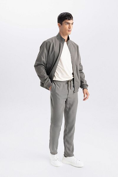 DeFacto Joggerhose Slim Fit Slim Fit Taille Schnürung Tasche Gerade Bein D8638ax24au