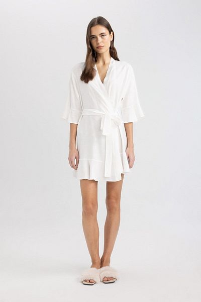 DeFacto Weißer Satin – Morgenmantel mit halben Ärmeln und Gürtel Z9485AZ24SM; Fall in Love Bridal