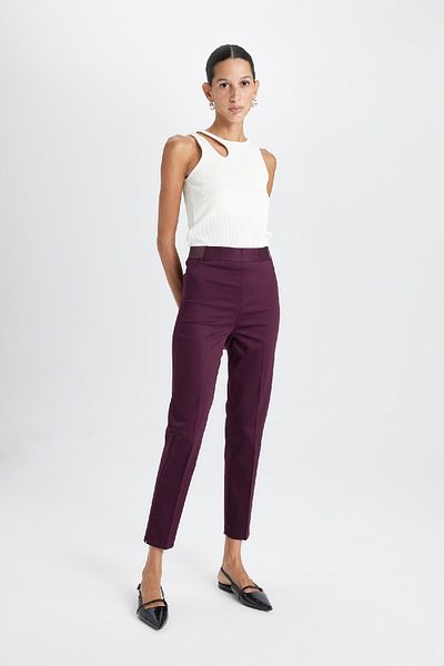 DeFacto Burgunderrote Satin-Zigarettenhose – elastische Taille, gerades Bein J8743az24wn