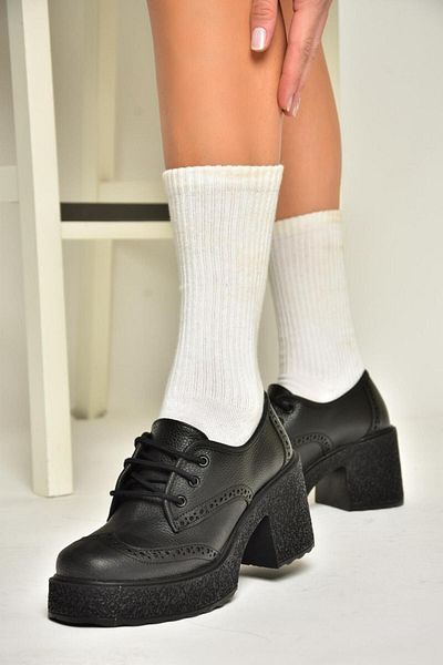 Fox Shoes T 996157009   Pantofi negri cu toc gros - Femei