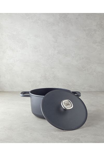 English Home Berghoff Leo Phantom - 24 cm Black Aluminum Deep Pot