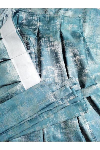 MebelPort Curtain 1x3 Ζακάρ κουρτίνα με μοτίβο από μάρμαρο - Διπλή πτερύγια, συντομή πτυχωτή