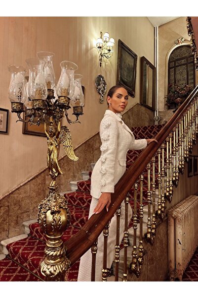 1Moda1Tarz Ecru Women's Tweed Set - Rose Detailed, Neck Accessory, Lined Special Design