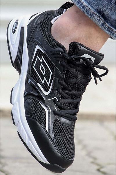 Lotto Running and Training Shoes - Comfortable and Stylish Design