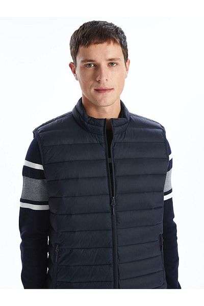 LC Waikiki Standard Mold Stand Collar Men's Puffer Vest