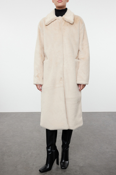 Trendyol Collection Long Fur Oversize Coat - Ecru Twoaw25Kb00052