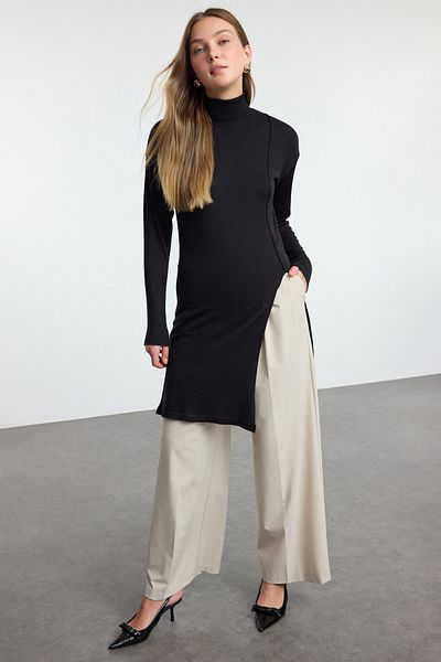 Trendyol Collection Pulover midi din tricotaje negre premium - Detaliu cu fantă TWOAW25KZ00297