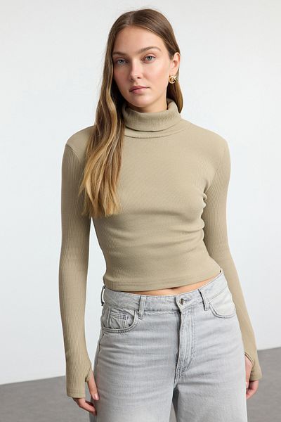 Trendyol Collection Ελαστική πλεκτή μπλούζα με ραβδώσεις - ζιβάγκο, λεπτομέρεια στα δάχτυλα, πέτρινη εφαρμογή - TWOAW21BZ0071