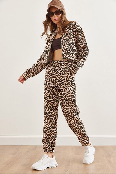 Olalook Dámske jogger tepláky čiernej farby s leopardím vzorom - Eşf- 00000077