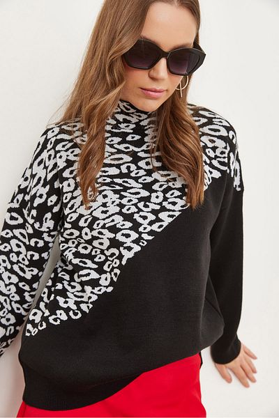 Olalook Pulover negru din tricotaje cu blocuri leopard - KZK- 19000811