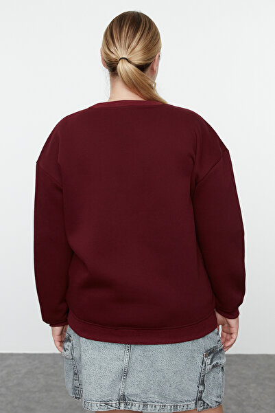 Trendyol Curve Nagy méretű polár pulóver - nyakú, gombos és hímzéses részletekkel