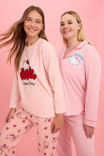 Trendyol Collection Hello Kitty Licensed Pink Heart Fleece Winter-Strickpyjama-Set THMAW25PT00215