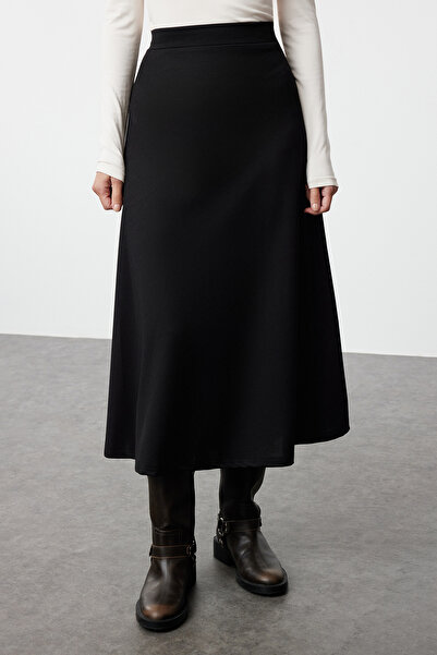 Edit by Trendyol Pružná černá dlouhá pletená sukně - Tedaw25Ee00005