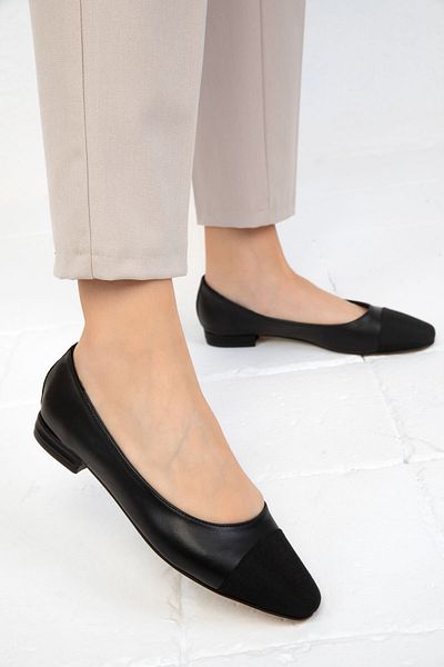 SOHO Dámské černé baleríny - model 19664
