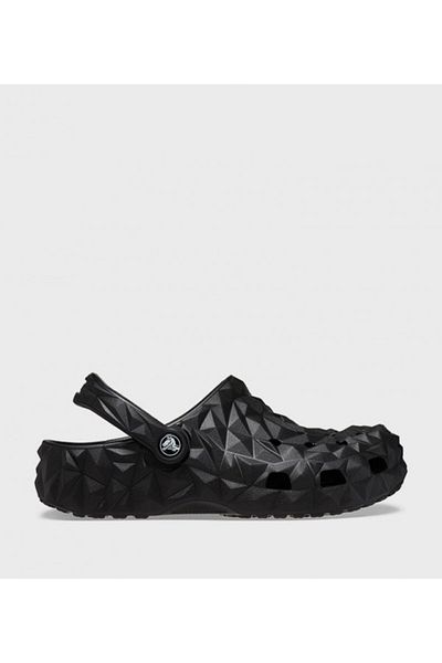 Crocs قبقاب هندسي كلاسيكي أسود اللون للكبار من الجنسين