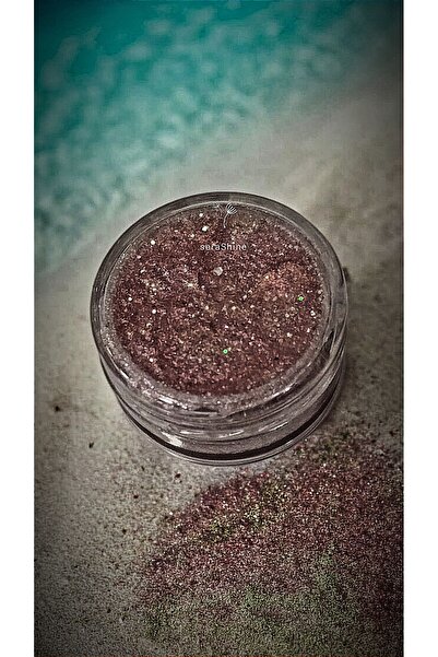 Serashine Nude Parlak ve Işıltılı Görünüm Sunan Krem Far