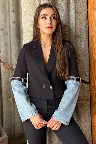 GÜLSELİ Дамско късо сако с черна дънкова гарнитура