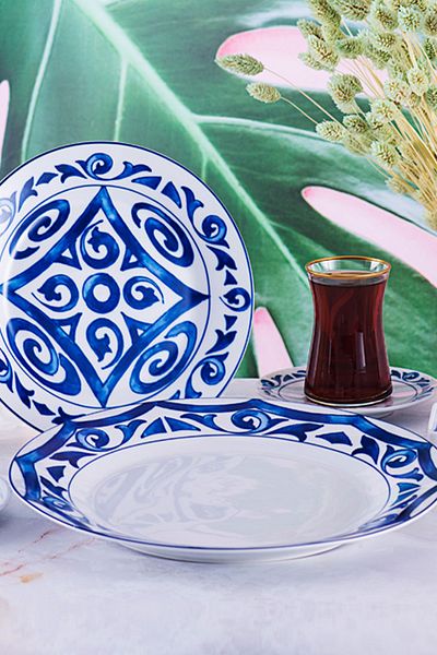 Porio Montoro 42 Pieces 6-Person Porcelain Breakfast and Tea Set Set Luxury Breakfast Presentation