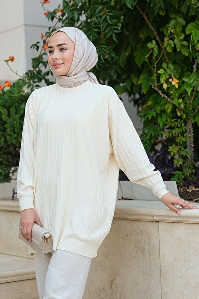 LOCCO Tunica bej cu decolteu