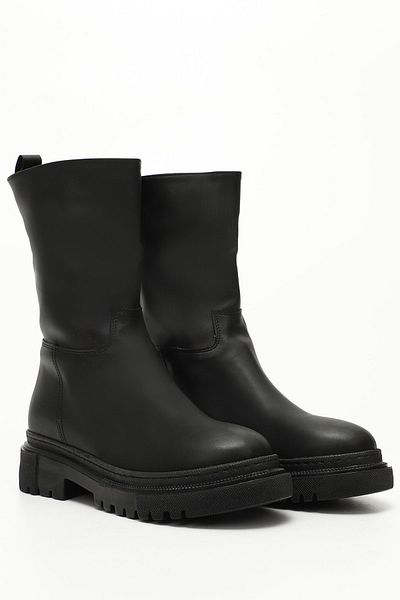 GÖNDERİ(R) SCHWARZE Damen-Tagesstiefel mit runder Zehenpartie und Absatz 37530