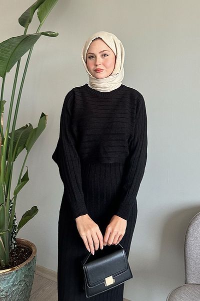 InStyle Short Sweater Set with Black Knitwear Dress