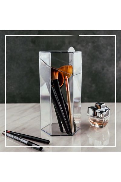 UCR HOME Hexagonal Covered Brush Holder & Makeup Organizer