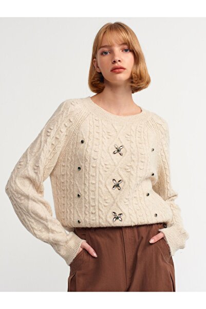 Dilvin 10462 Bisiklet Yaka Önü Taş İşlemeli Kazak-Bej