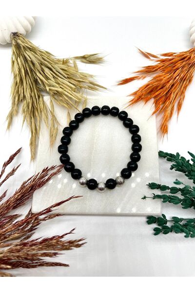 Simplicity Seekers Only > Onyx Natural Stone Bracelet with Round Metal Detail > Certified