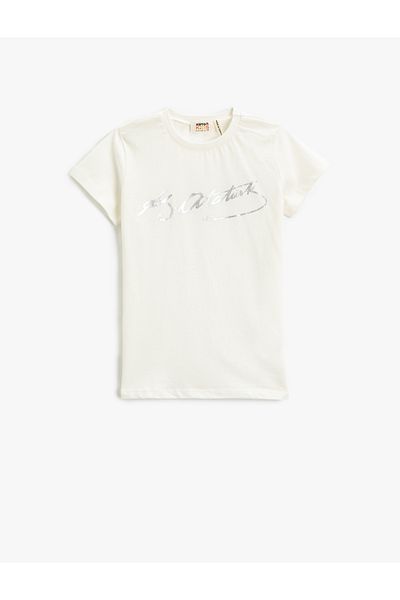 Koton Ataturk Signature Printed Tričko s krátkým rukávem a výstřihem